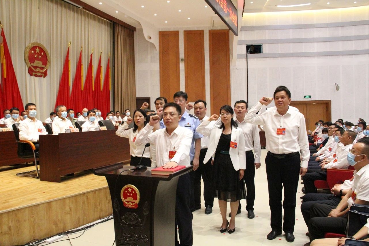 选举结果:刘风清同志当选为裕华区第六届人民代表大会常务委员会主任